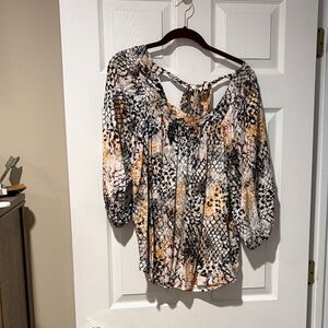 Savanna Jane Black and Gold Patterned Blouse